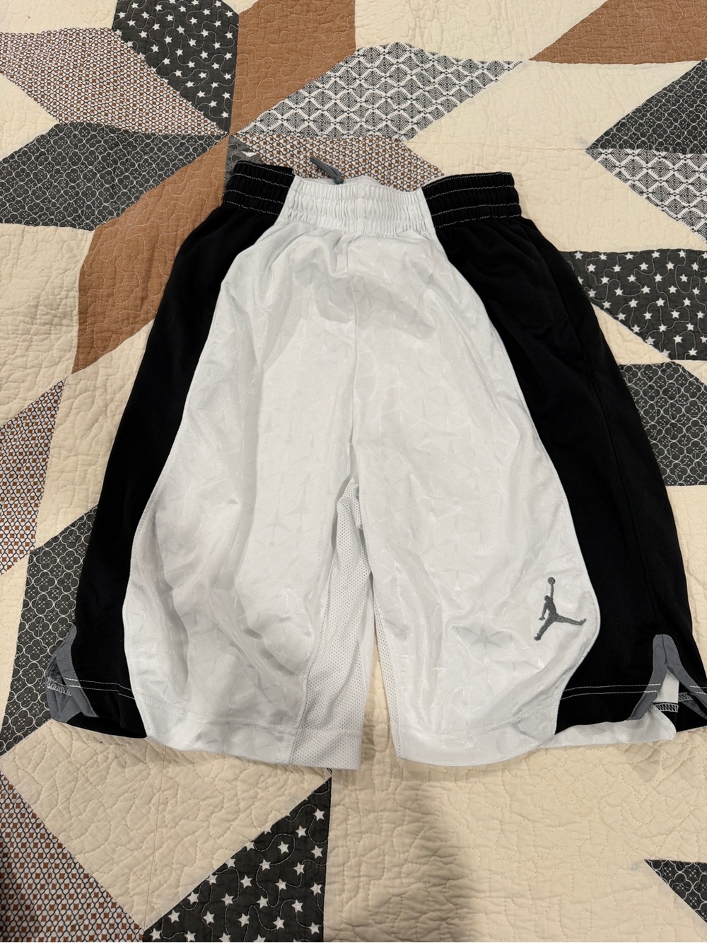 Jordan Men’s Black & White Athletic Basketball Shorts